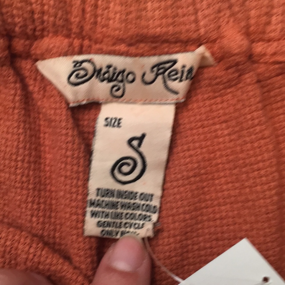 NWT indigo rein wiven shorts - Picture 4 of 7